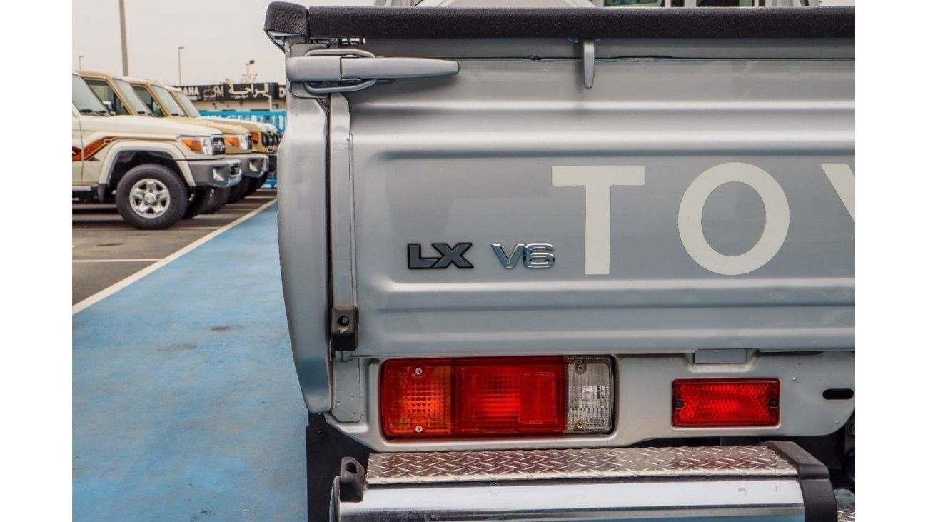 Toyota Land Cruiser Pick Up 2023 MODEL TOYOTA LAND CRUISER 79 SINGLE CAB PICKUP LX V6 4.0L PATROL 4WD MANUAL TRANSMISSION