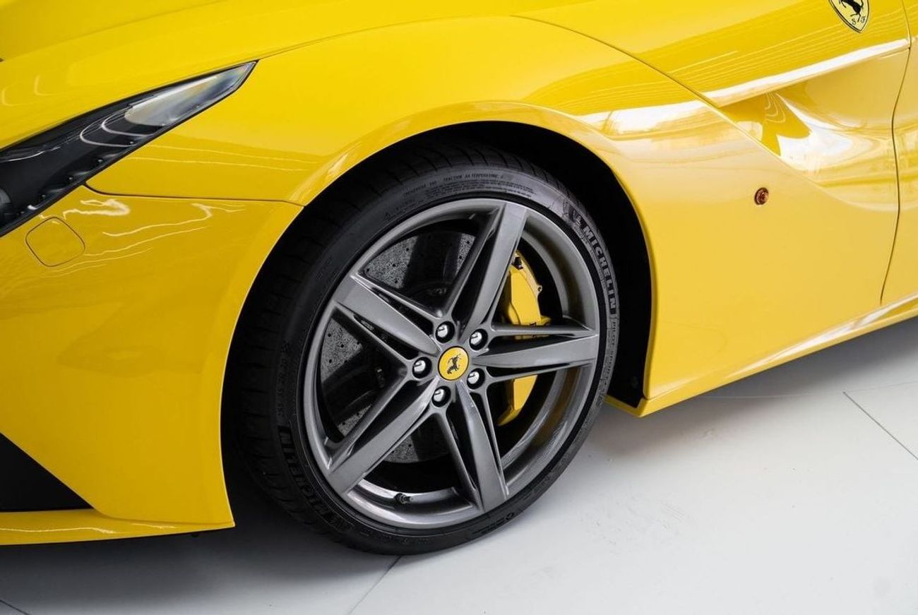 فيراري F12 بيرلينيتا Std 6.3L