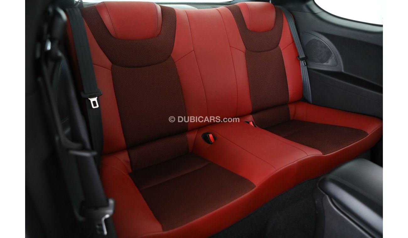 Hyundai Genesis 2015 Coupe Ultimate (Only 21,000km!)