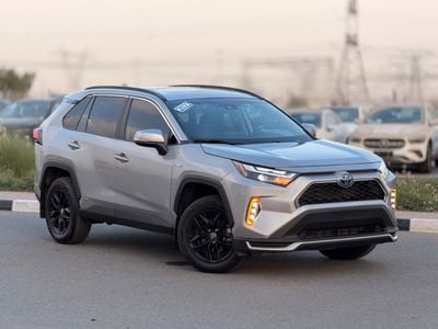 Toyota RAV4 Hybrid XLE 2.5L