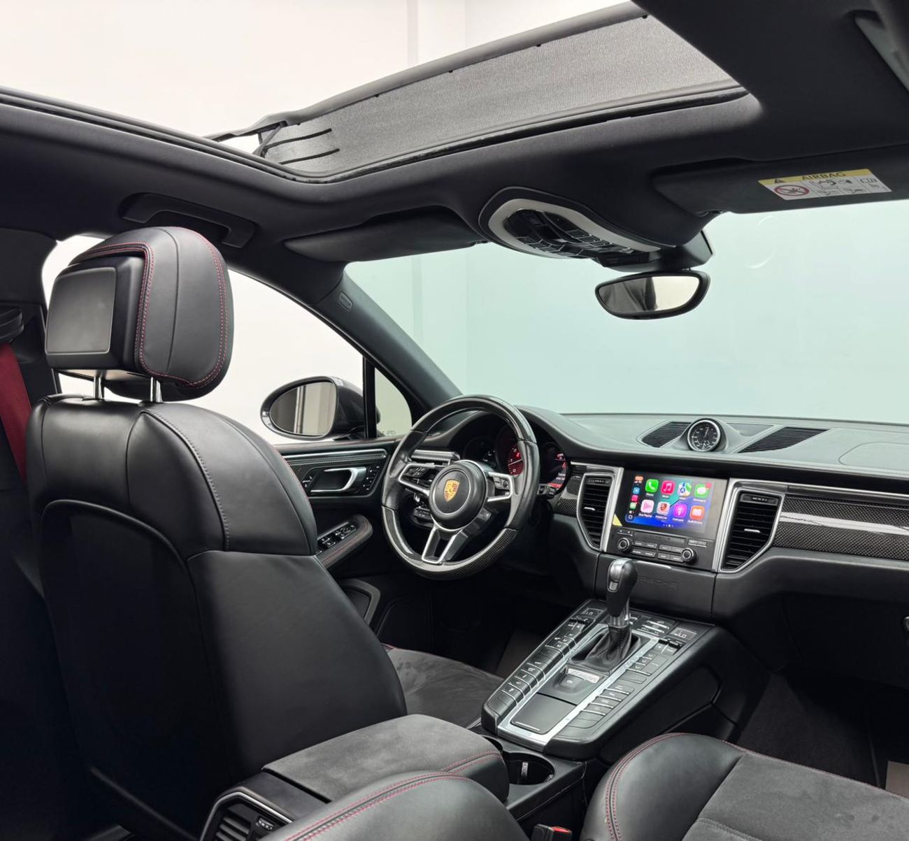 بورش ماكان GTS 2.9L (435 HP) 2017 Porsche Macan GTS, 2026 Porsche Warranty, Porsche Service History, GCC