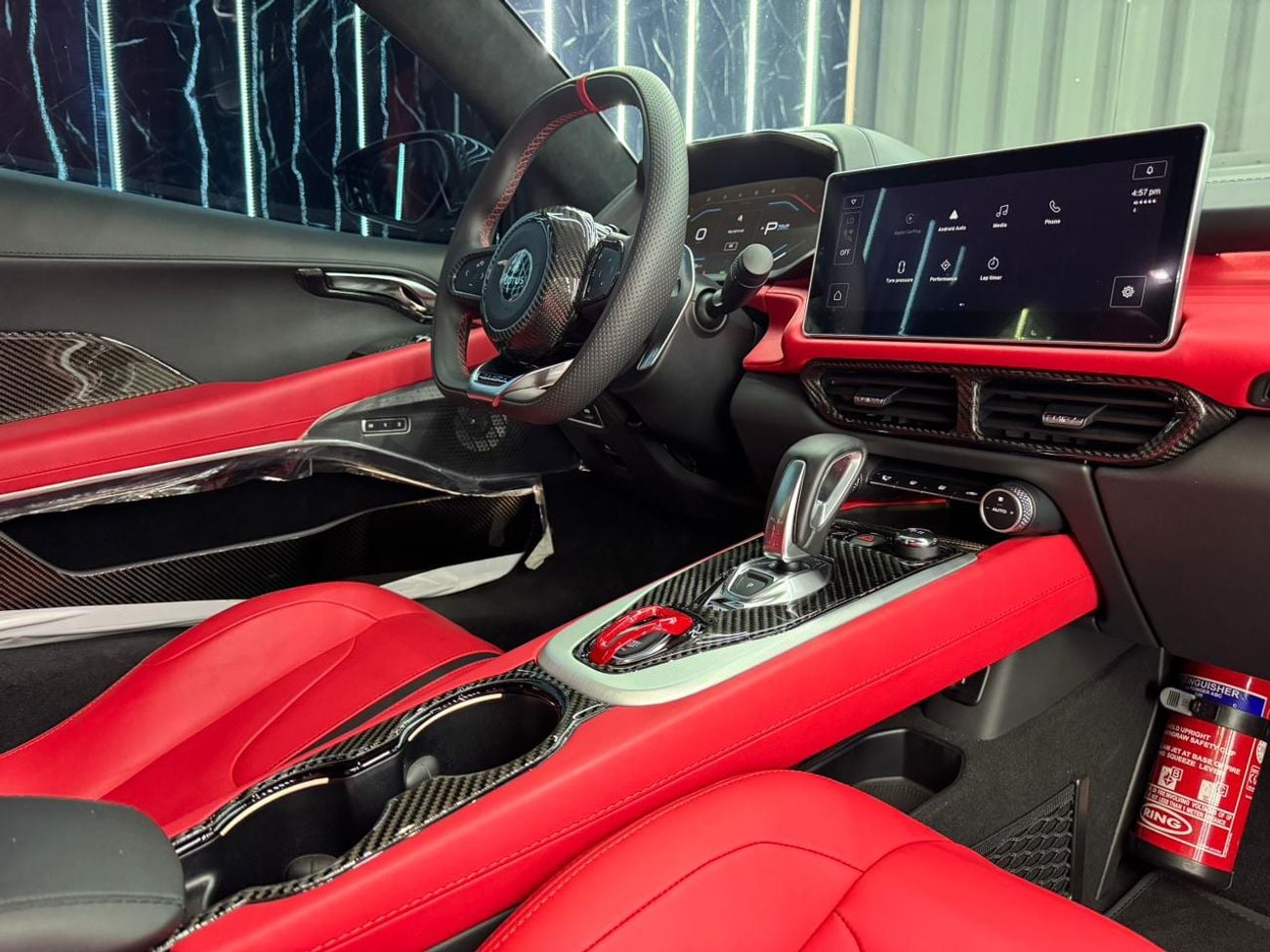 لوتس أميرة Emira - 2.0L,360Hp,8- Speed Automatic,RWD