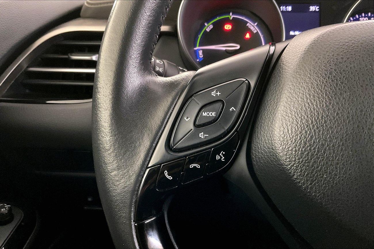 Toyota CHR VX | Guaranteed Warranty | 0 Down Payment