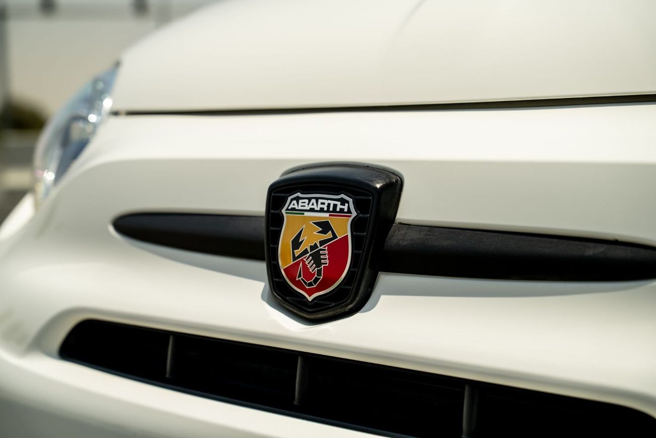 أبارث 595 Competizione Agency Warranty Full Service History 2021 GCC 1.4L Turbo 4 Cylinders