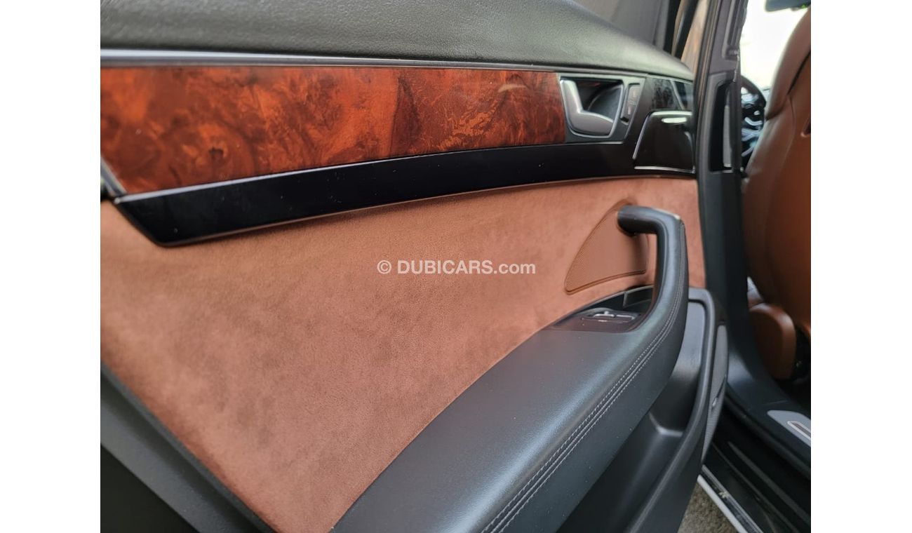 أودي A8 2011 audi A8  8 cylinder  197000 km gulf specs