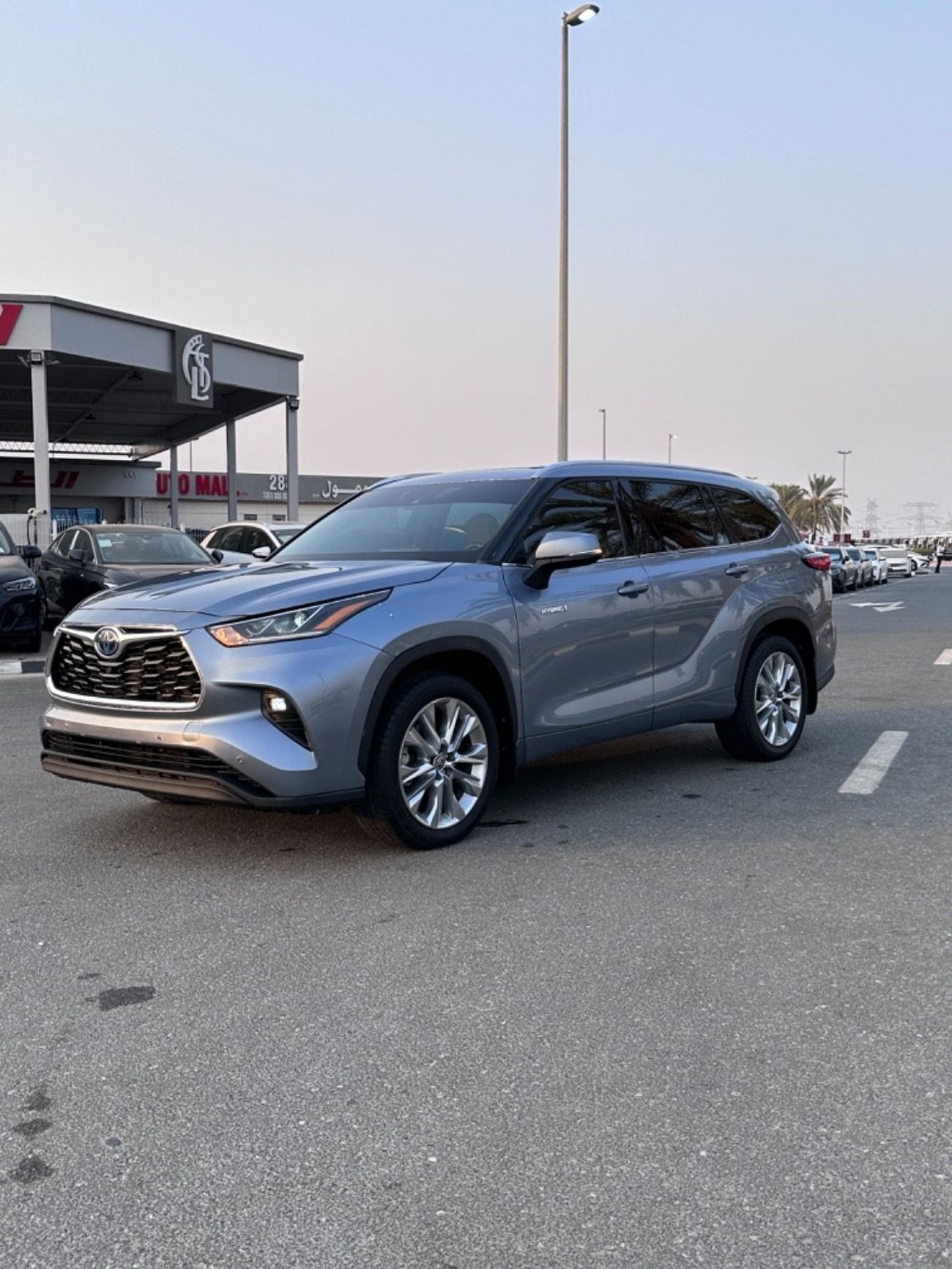 Toyota Highlander LTD HEV 2022 Highlander Limited hybrid 4x4