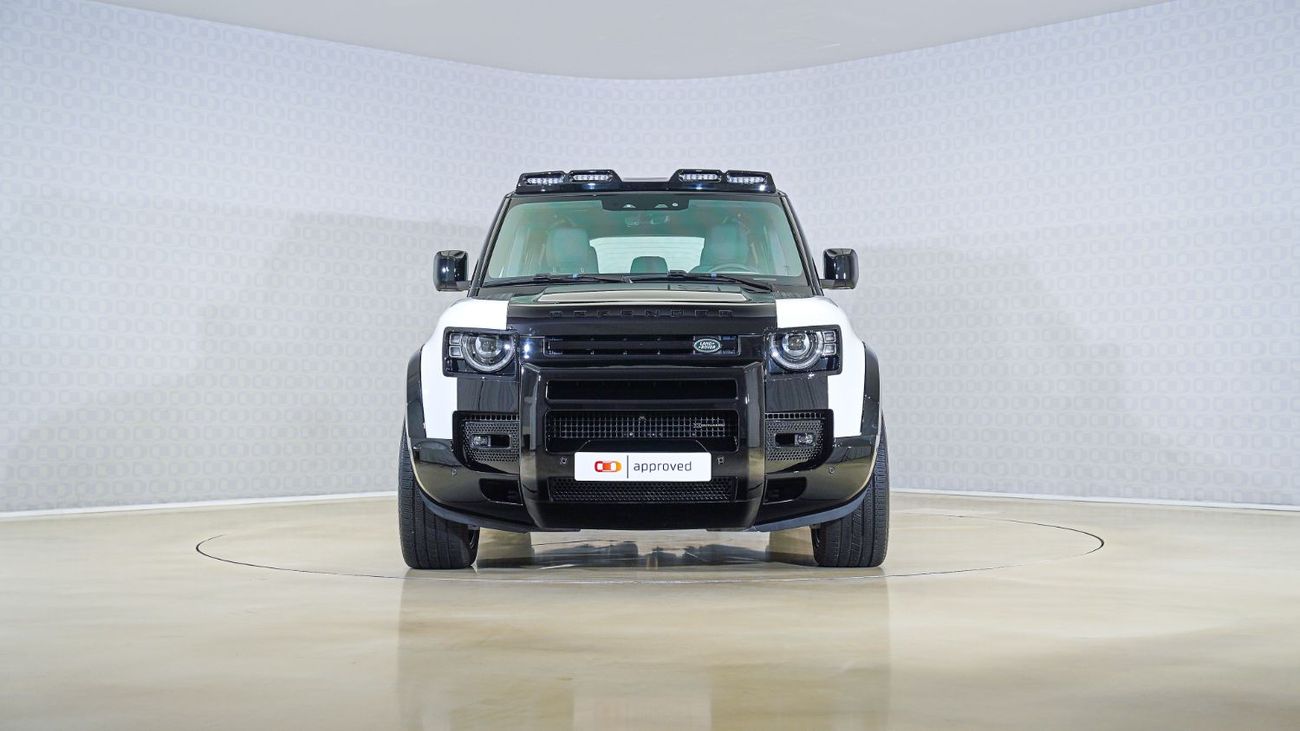 لاند روفر ديفندر P400 110 X-Dynamic SE 3.0L (5 Seater) 'Widetrack'| AED 5,427 PM | Warranty November 2028 | GCC