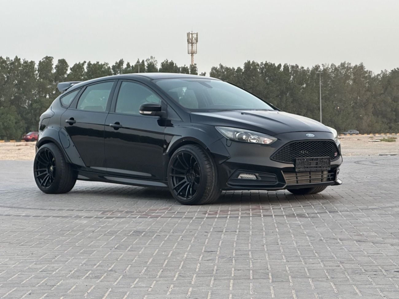 Ford Focus MODEL 2017 GCC CAR  FULL OPTION ST