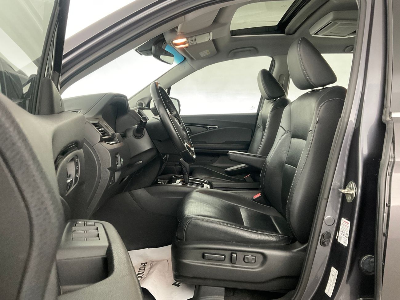 لاند روفر دسكفري HSE | شامل الضمان | 0 ﺪﻔﻋﺓ ﺃﻮﻟﻯ