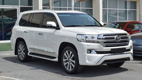 Toyota Land Cruiser VXR V8