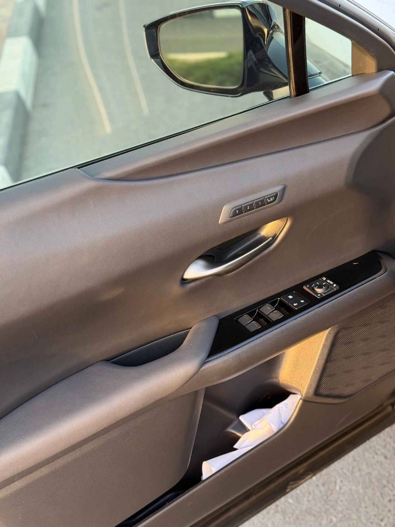 Lexus UX250h F-Sport Hybrid handling 2023 Full Option