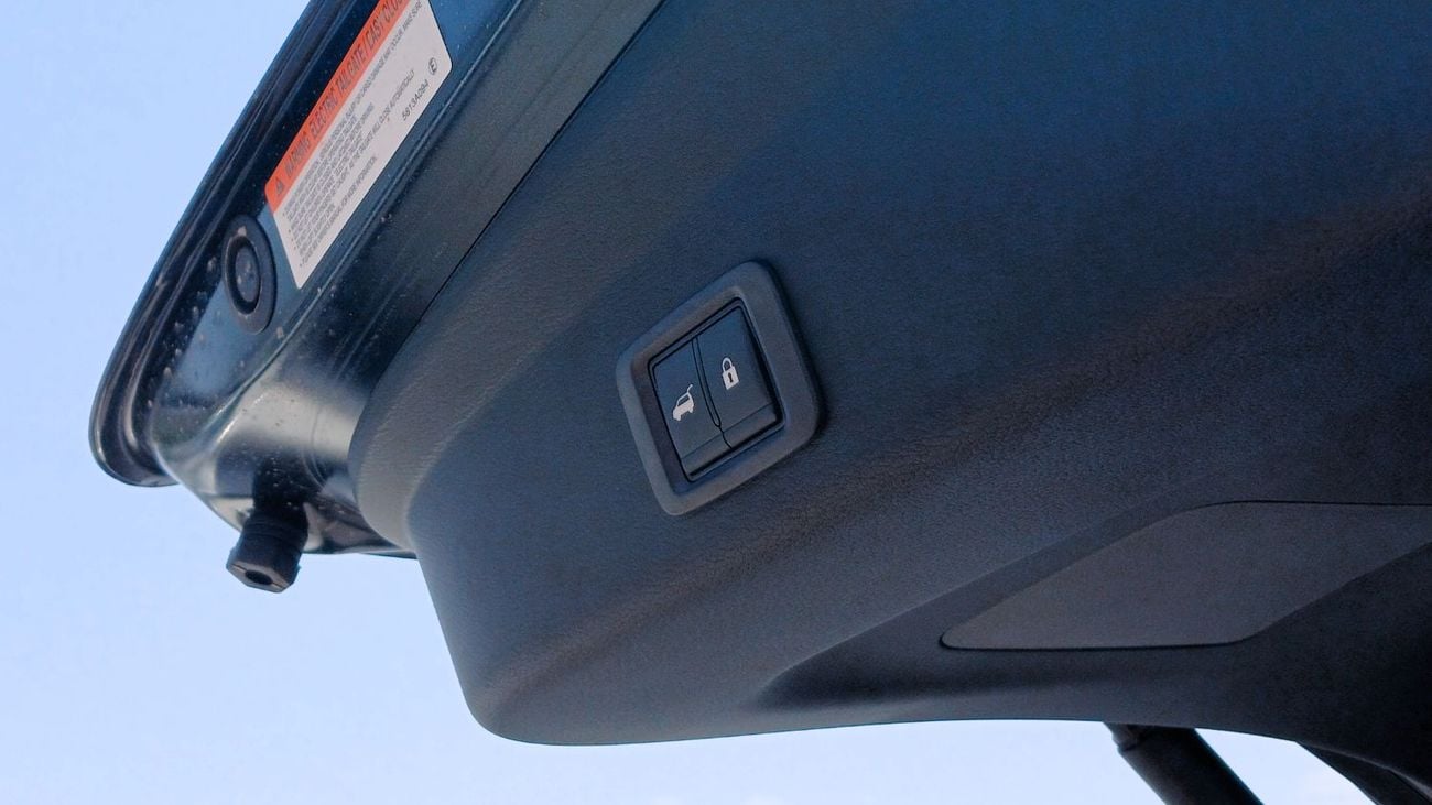 ميتسوبيشي آوتلاندر H Line 2.5L Petrol 4WD 2026YM