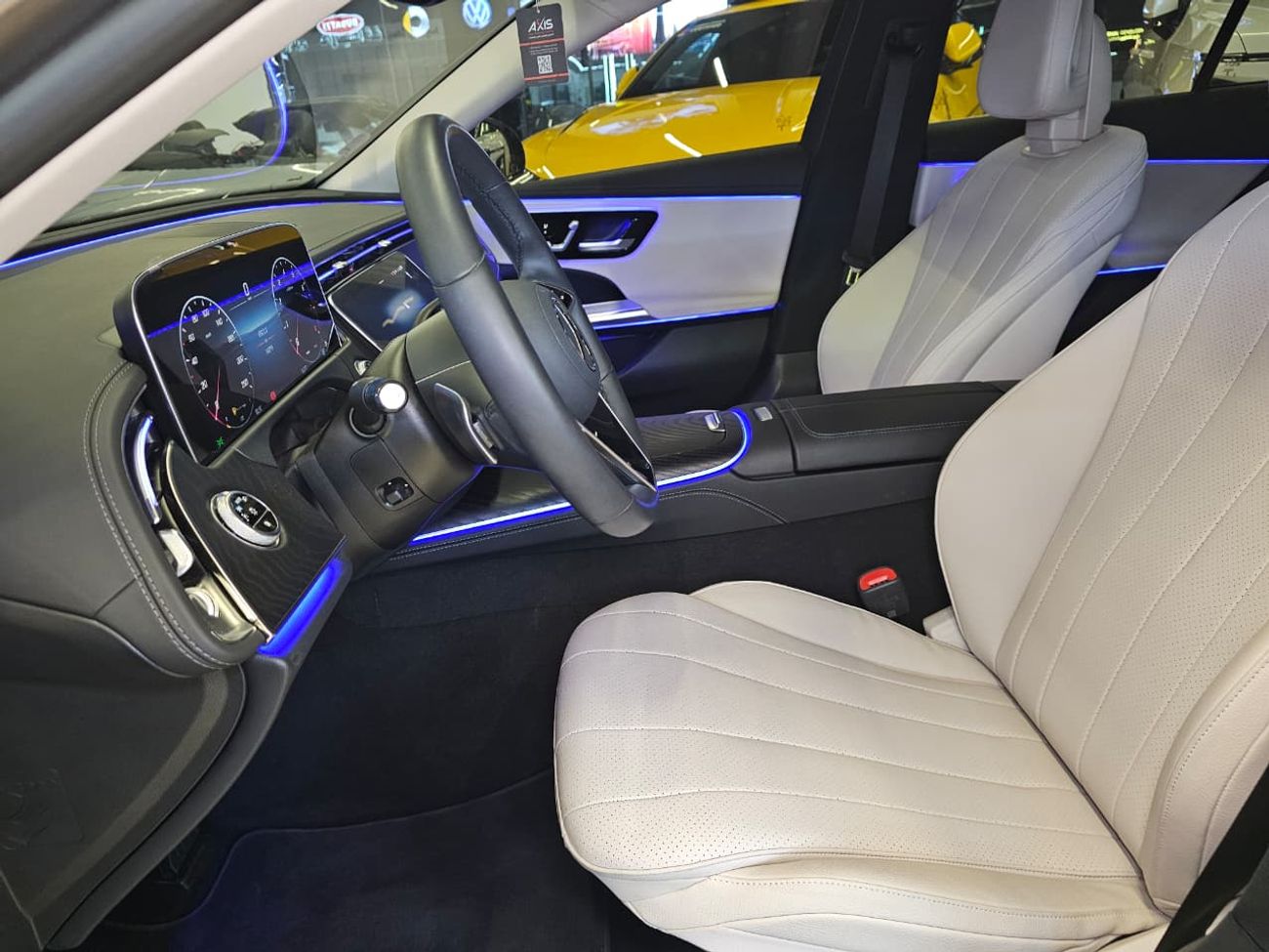 مرسيدس بنز E200 2.0L