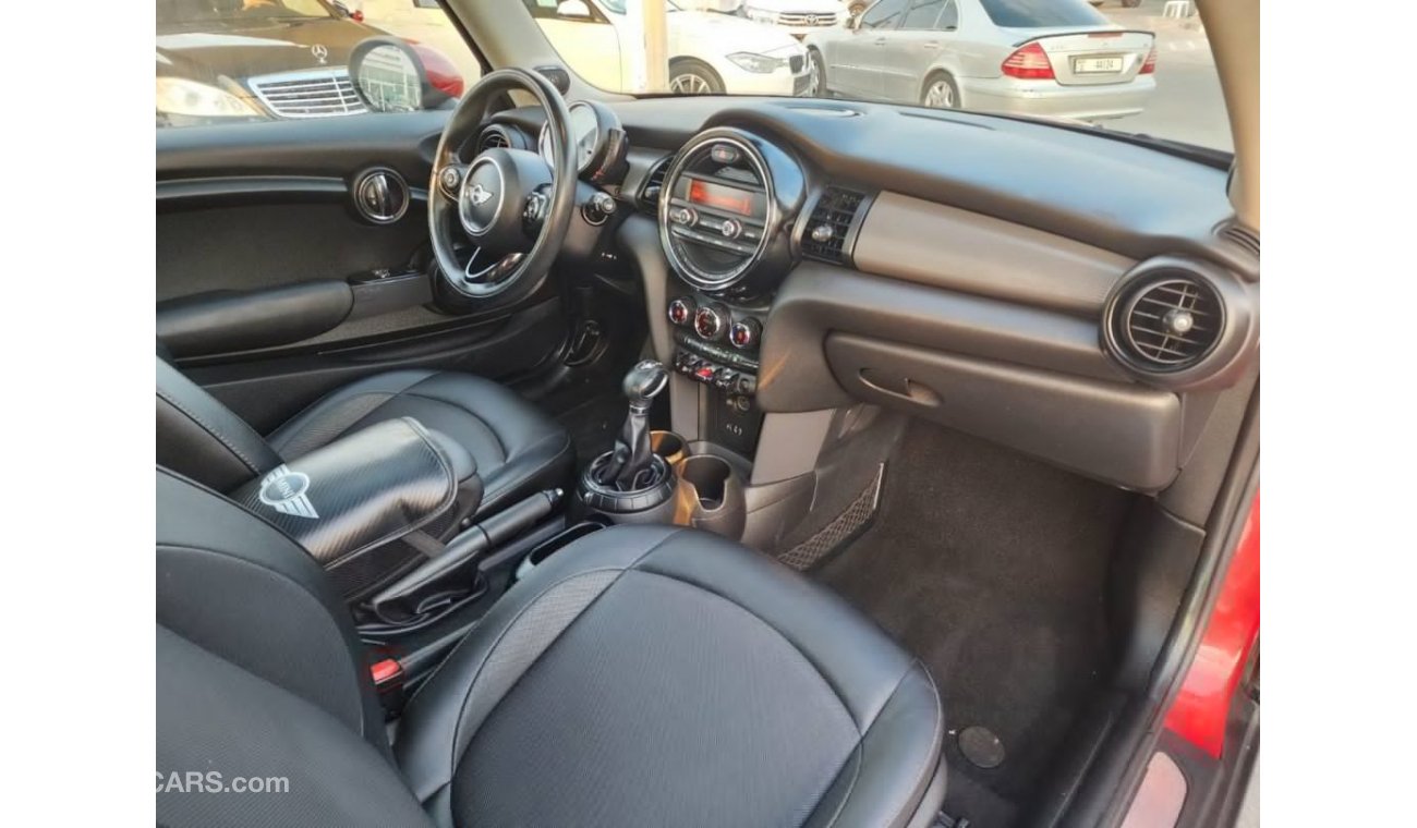 Mini Cooper Std Mini Cooper_2015_Excellent_Condition _Full option