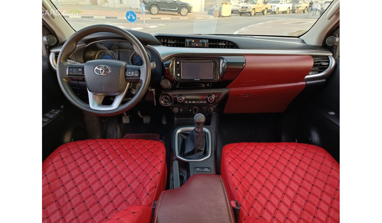 Toyota Hilux 2.7L Petrol, M/T, Diamond Leather Seats With Chrome Mirror / 4WD (LOT # 4490)