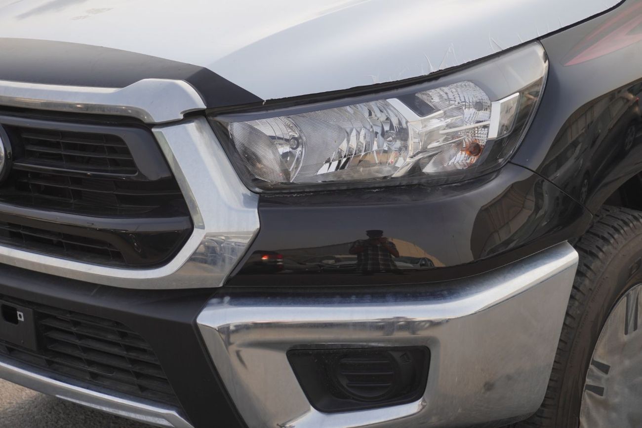 Toyota Hilux 2023 Toyota Hilux 2.7L Petrol 4WD