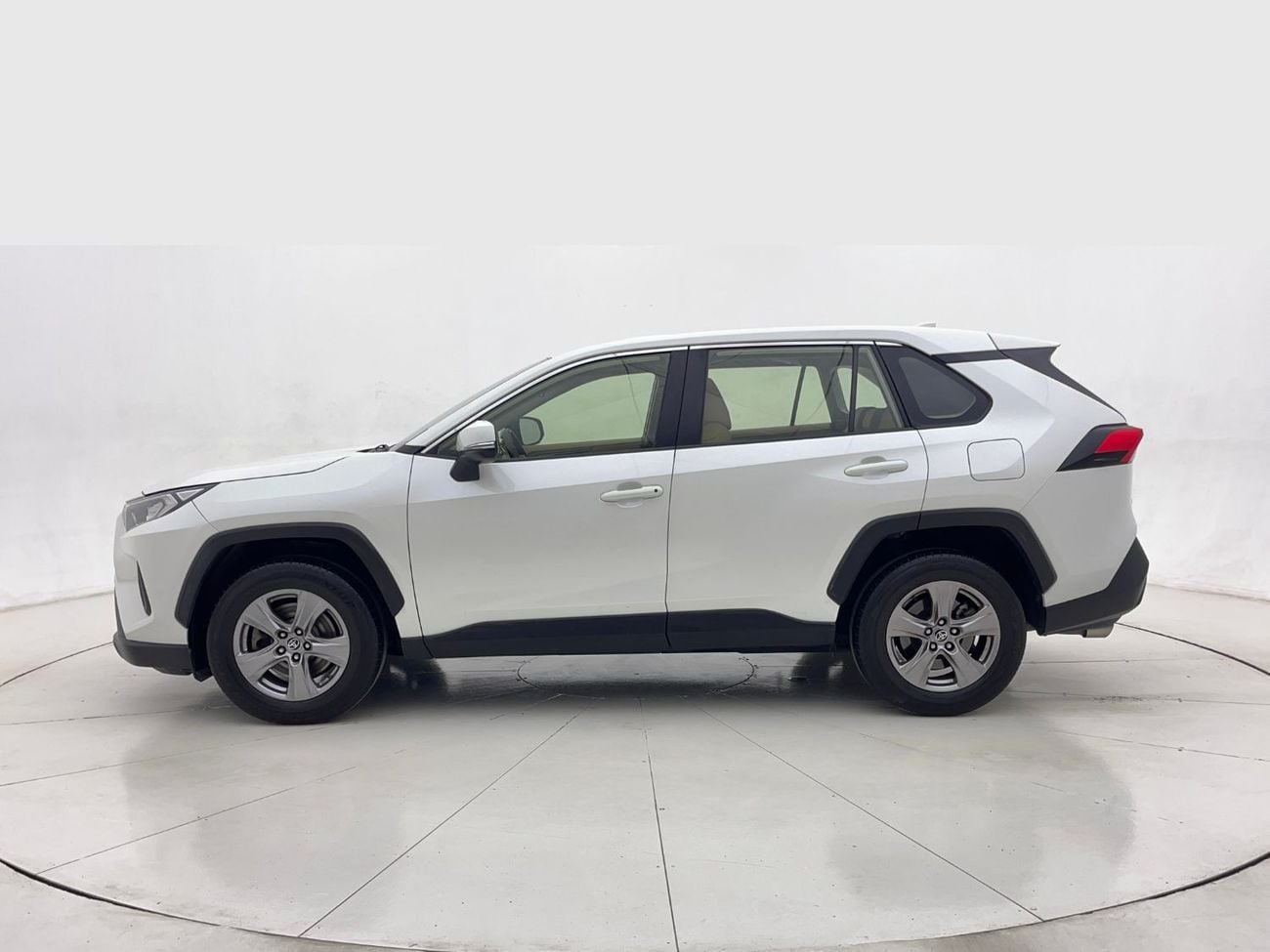 تويوتا راف ٤ 2.5L 2022 | 0 DP | 1237/Month | 30 Day Return | Service History