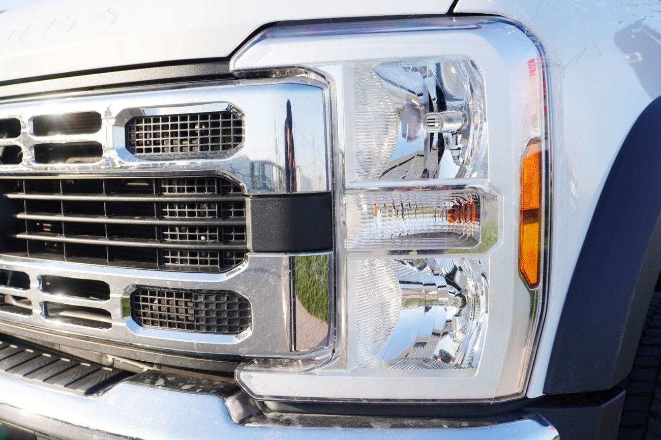 Ford F-550 Ford F-550 6.7L DSL 4x4 Cab - 2026