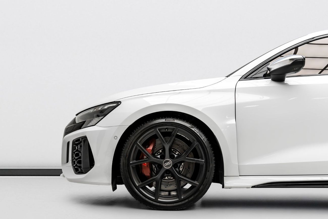 Audi RS3 TFSI quattro 2.5L Sportback 2024 Audi RS3, Audi Warranty + Service Contract, Low Kms, GCC