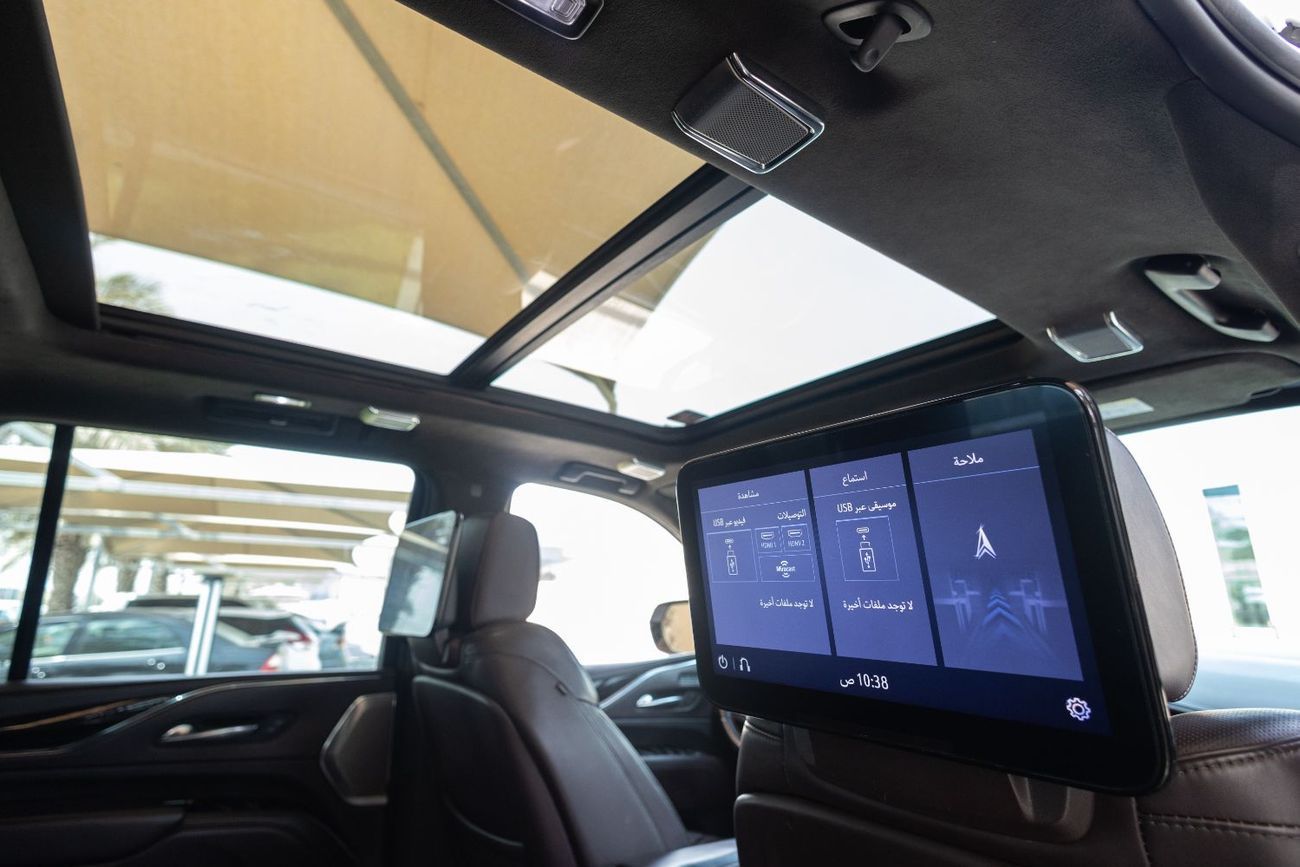 Cadillac Escalade Sport Platinum 6.2L 4WD