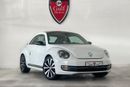 Volkswagen Beetle 2.0L-4CYL - FULL OPTION EXCELLENT CONDITION GCC SPECIFICATION