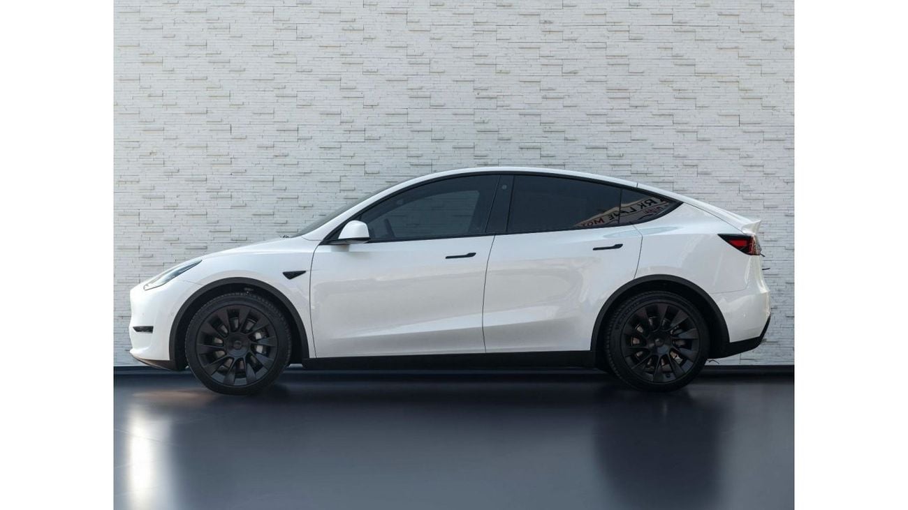 تسلا موديل Y AED 2,831 PM • MODEL Y LONG RANGE • ONLY 4,500 KMS • OFFICIAL TESLA WARRANTY UNTIL 2030•