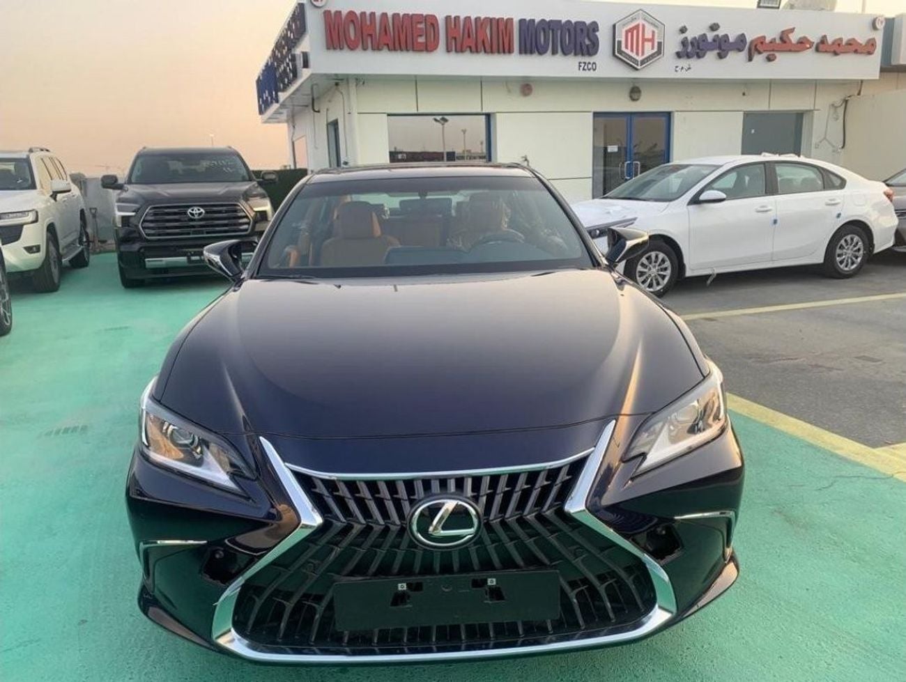 Lexus ES350 3.5 L PETROL V6 2025