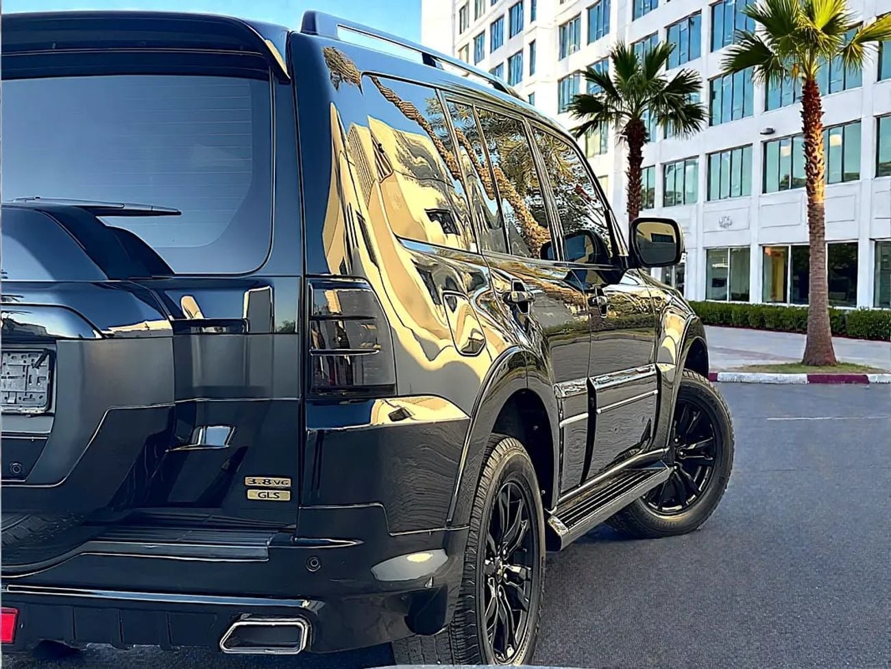 ميتسوبيشي باجيرو 1,250 EMI PM | | SIGNATURE EDITION | FULL SERVICE HISTORY | 0% DOWNPAYMENT