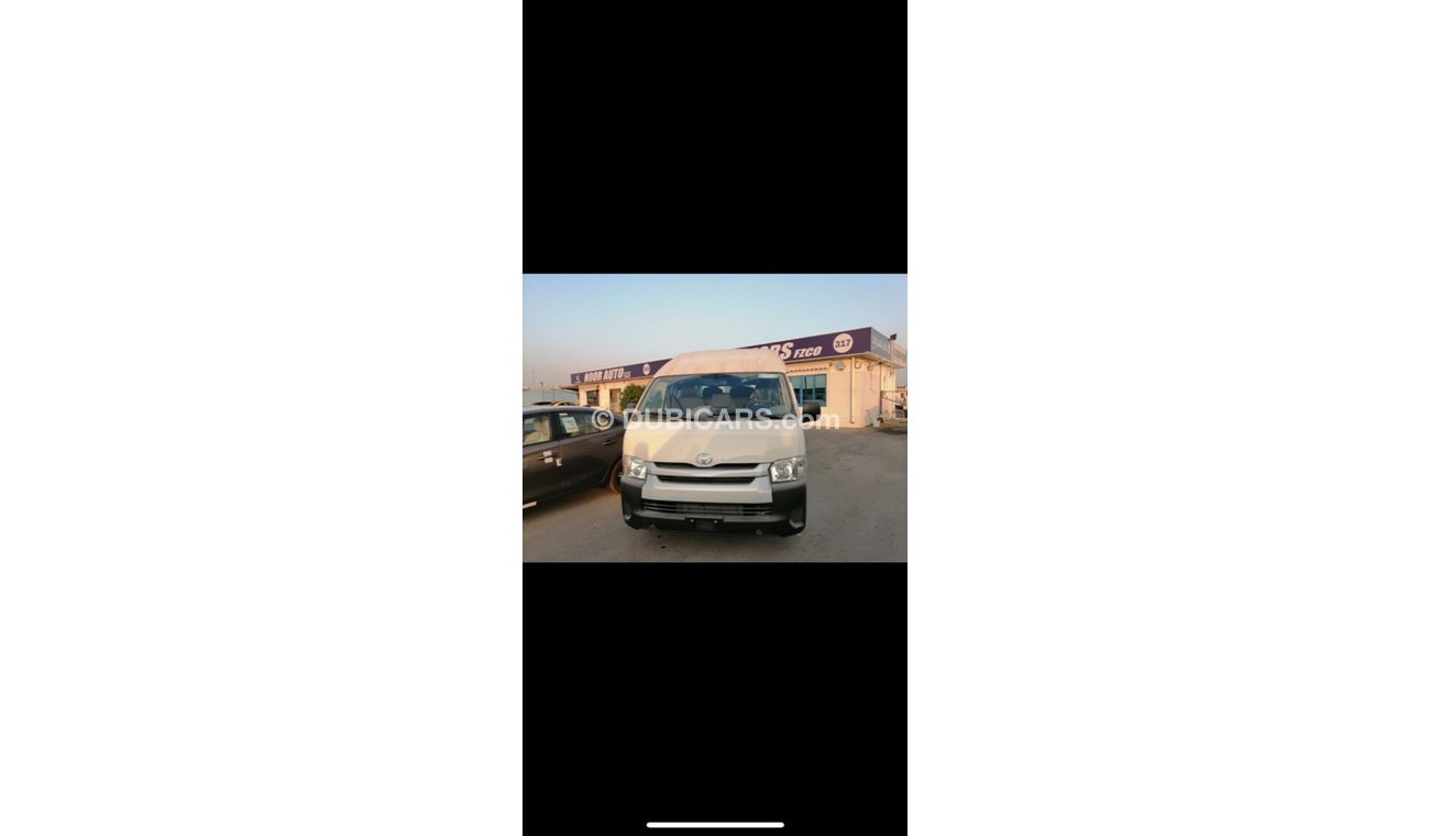 Toyota Hiace Diesel,2.5L,16 seater