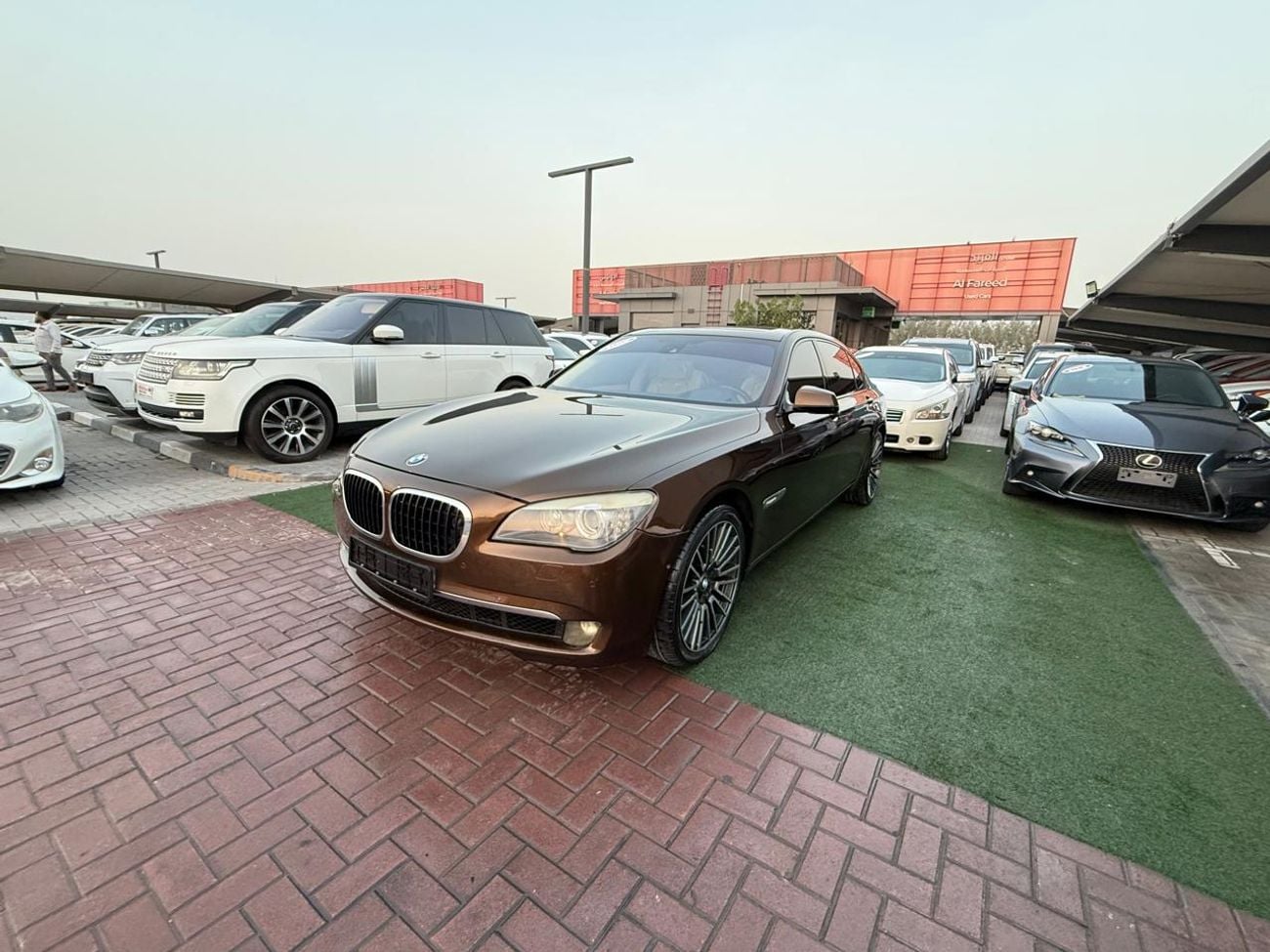 BMW 750Li EXCLUSIVE 4.4L V8 twin-turbo engine producing 407 hp, 8-speed