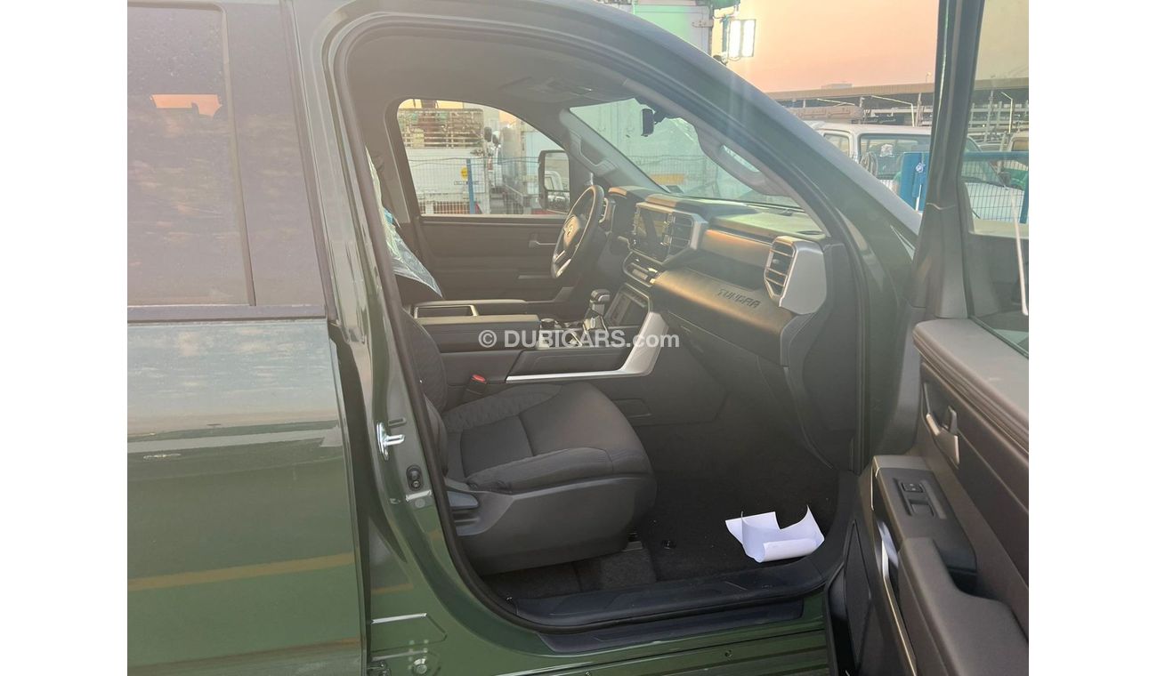 Toyota Tundra 3.5L SR5 CREW MAX