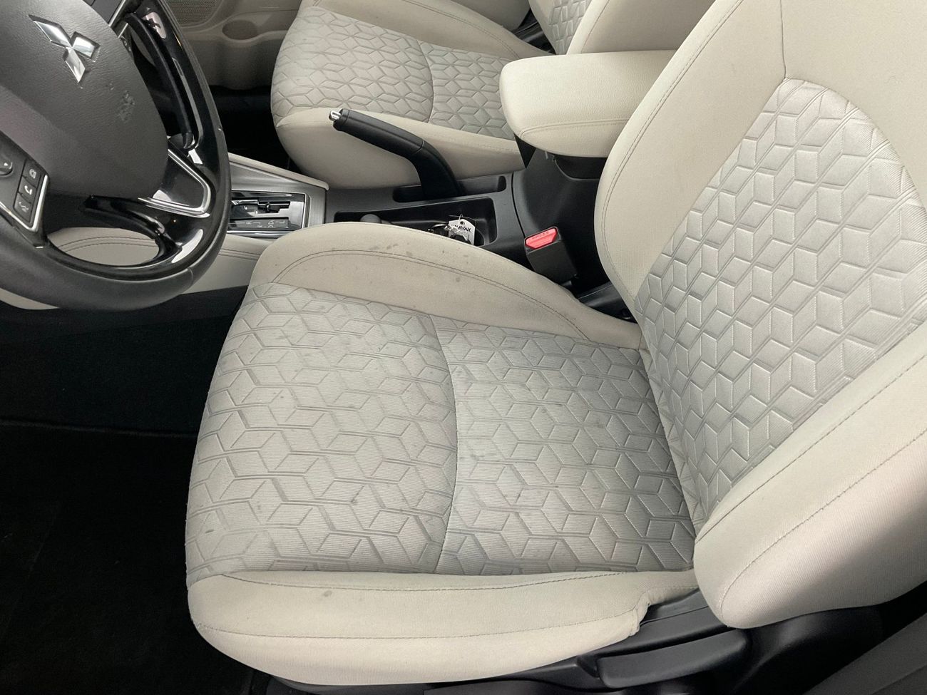 ميتسوبيشي آوتلاندر GLX Midline | شامل الضمان | 0 ﺪﻔﻋﺓ ﺃﻮﻟﻯ