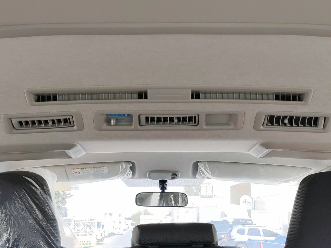Toyota Hiace 2026 Toyota Hiace Standard-Roof 15-Seater 2.7L 4-Cyl Petrol M/T RWD (Old-Shape)