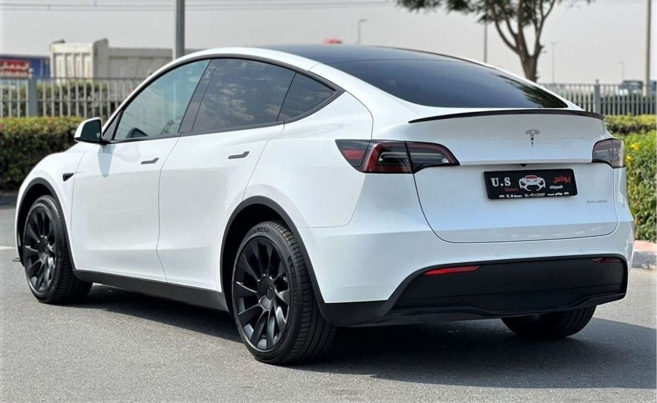 Tesla Model Y TESLA MODEL Y LONG RANGE DUAL MOTORS 4WD 2022 GCC WITH TESLA WARRANTY IN MINT CONDITION
