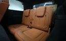 روكس أداماس COUCH
