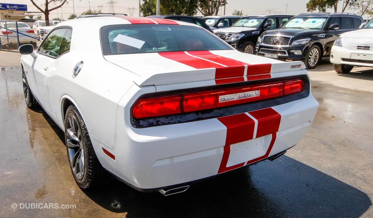 دودج تشالينجر Hemi SRT