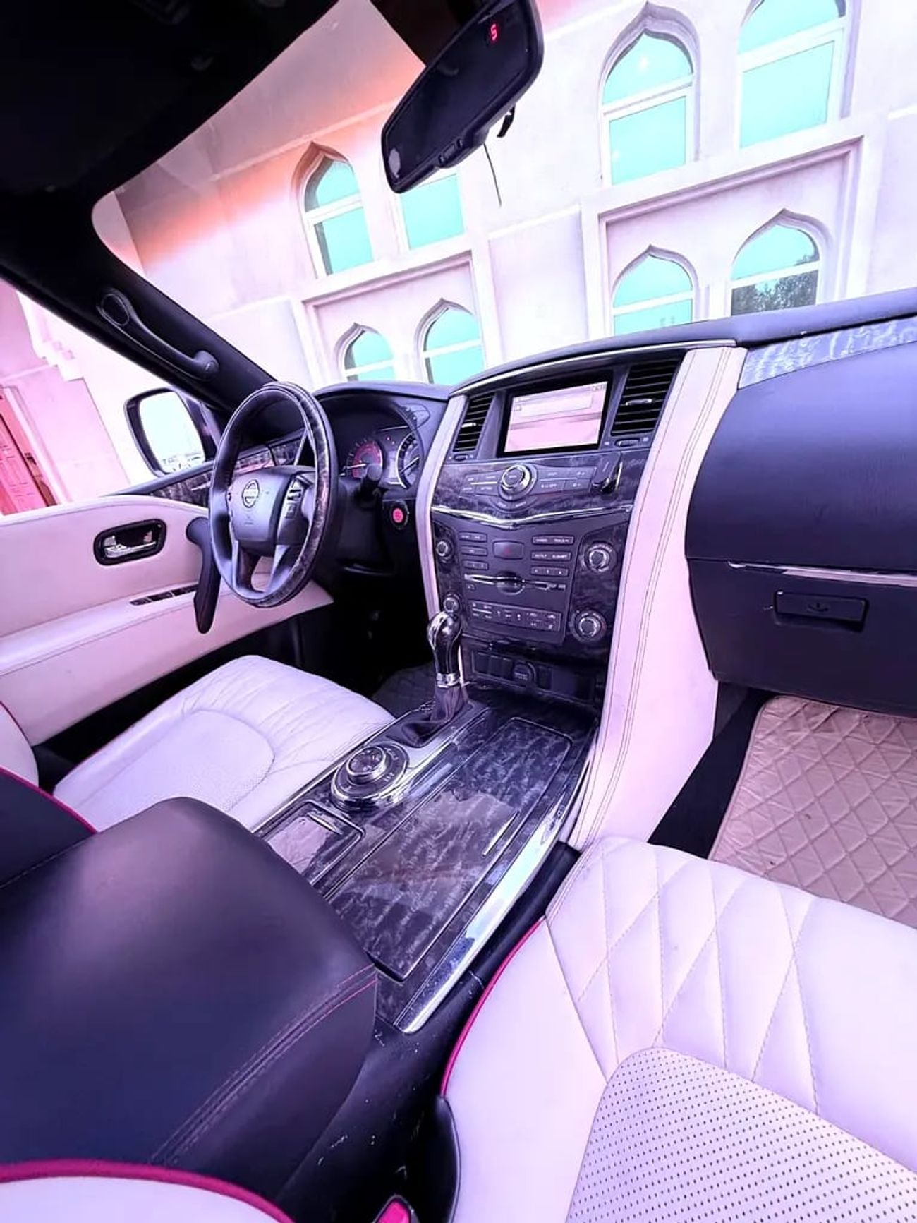 Nissan Patrol LE PLATINUM - GCC Specs - Pristine Condition