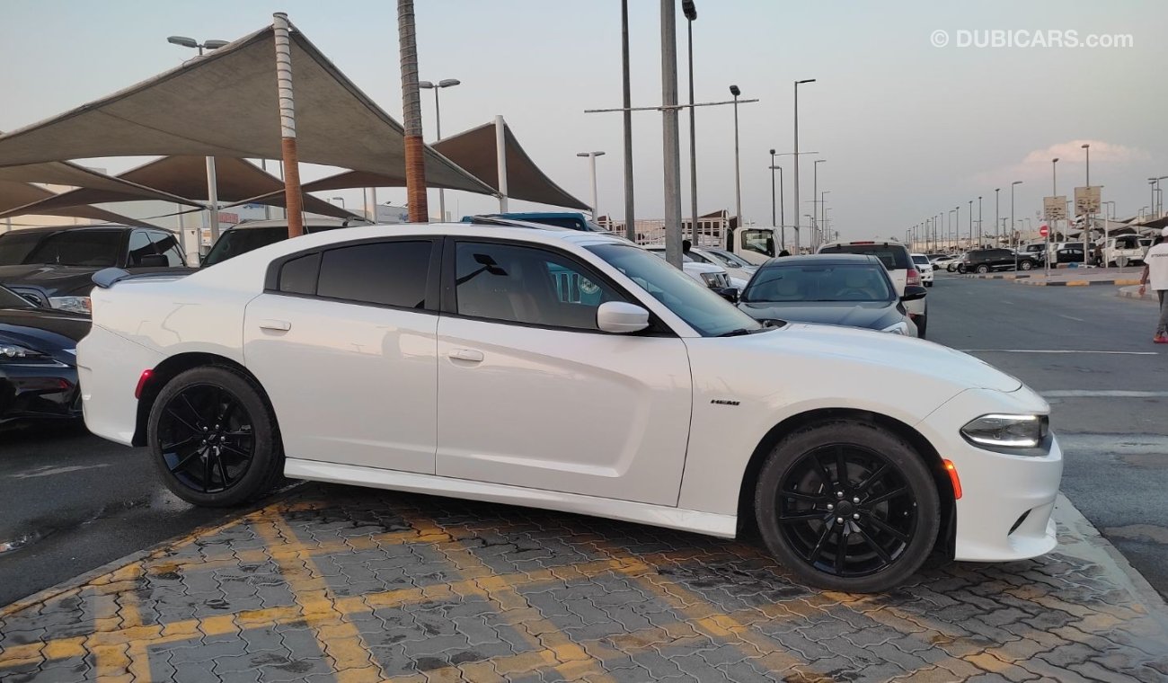 دودج تشارجر Full option, GCC HEMI R/T