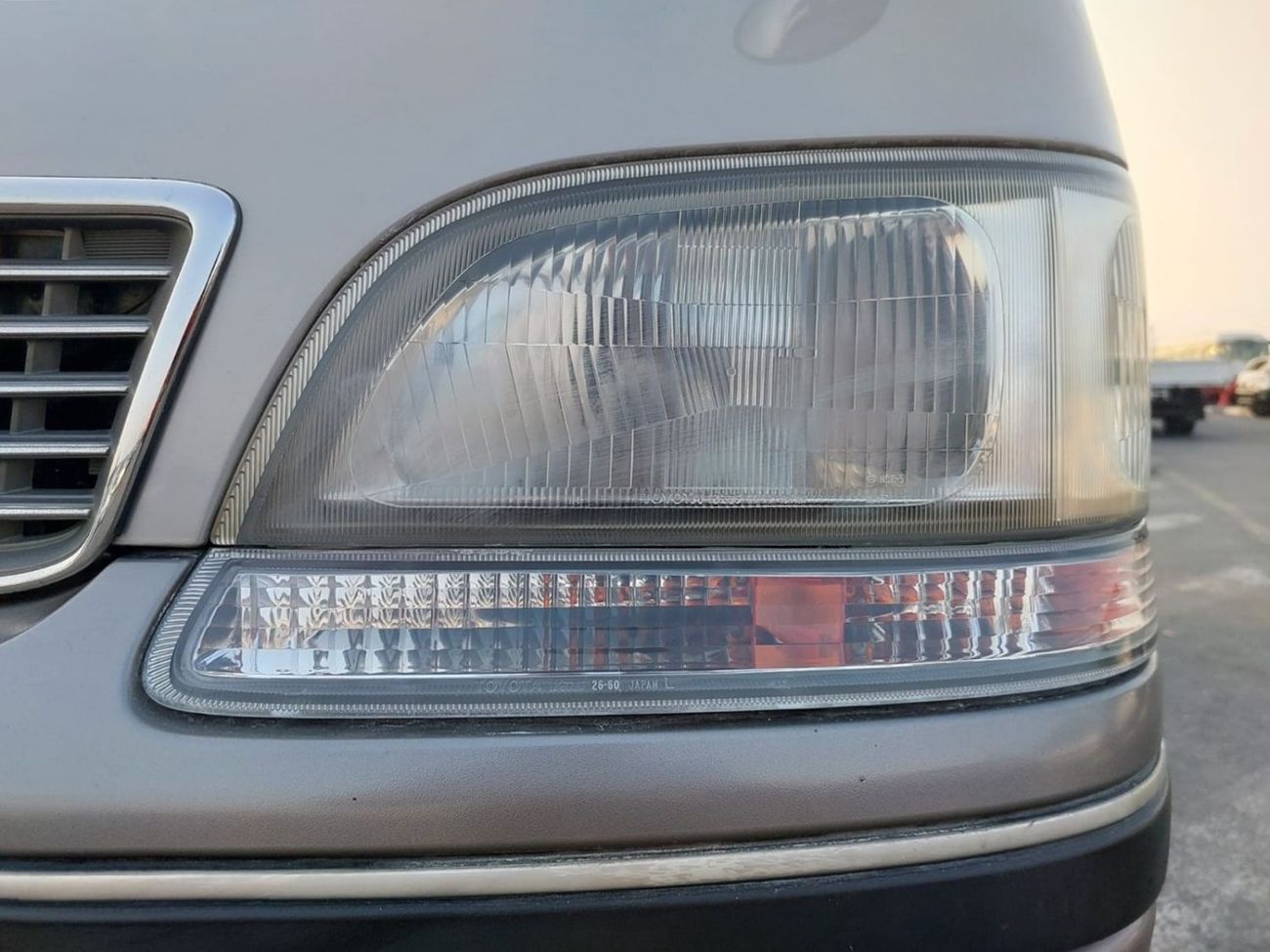 تويوتا هاياس TOYOTA HIACE VAN RHD 1996 MODEL 2.9 L DIESEL AUTOMATIC(PM04144)