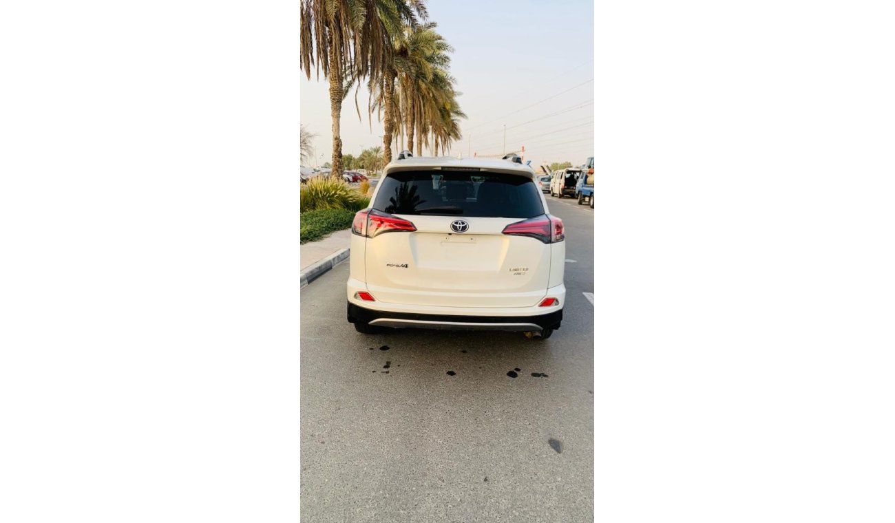 تويوتا راف ٤ TOYOTA RAV4 LIMITED CLEAN CAR