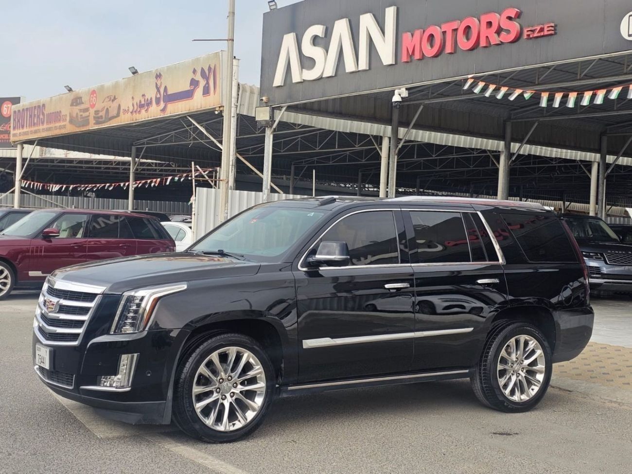 كاديلاك إسكالاد Premium Luxury Platinum 6.2L 4WD