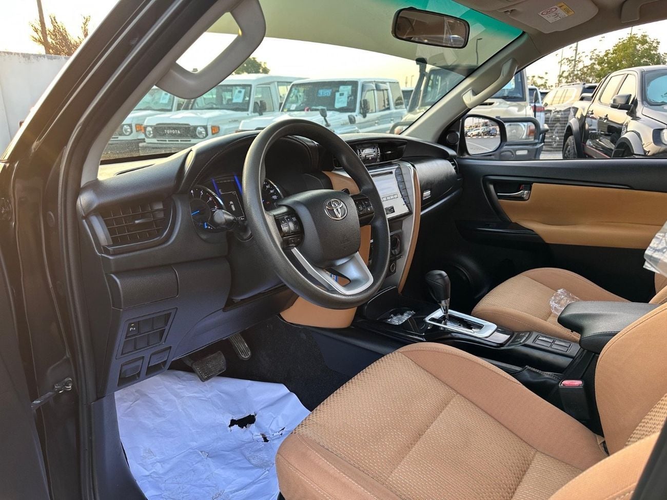 Toyota Fortuner EXR 2.7L (164 HP)