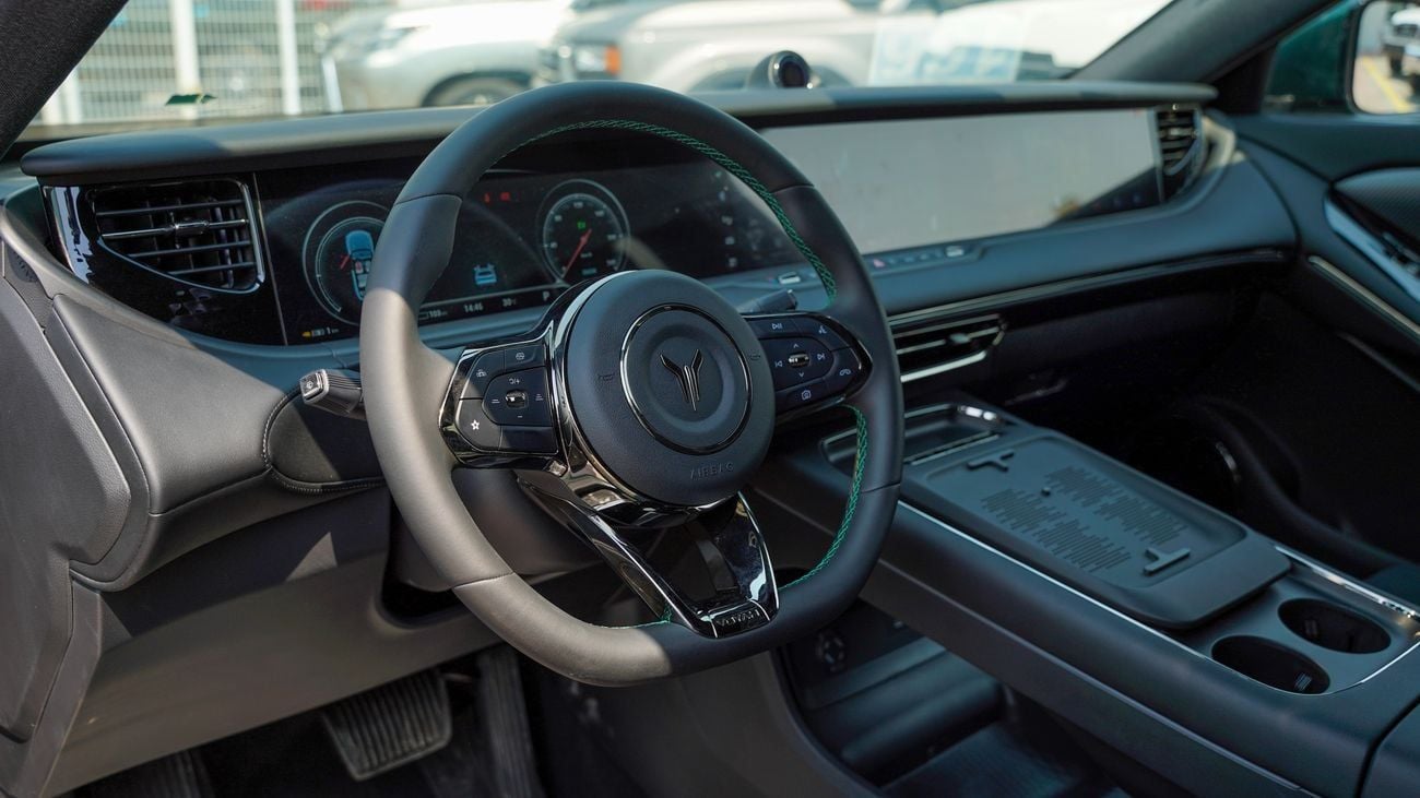 Voyah Free 318 4WD 2025