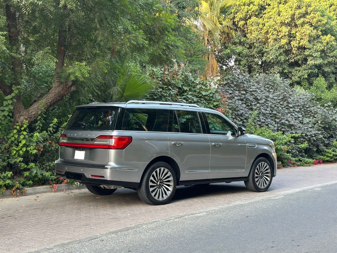 Lincoln Navigator Reserve 3.5L V6 450 HP | 2021 | GCC Specs | Full Option | Perfect Condition