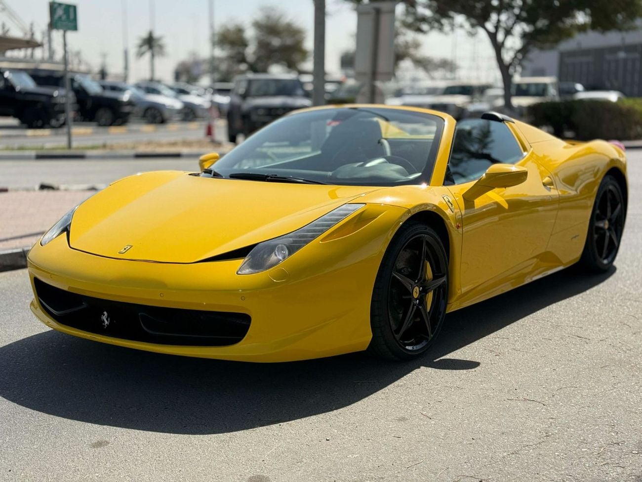فيراري 458 سبايدر GCC SPEC NEAT AND CLEAN