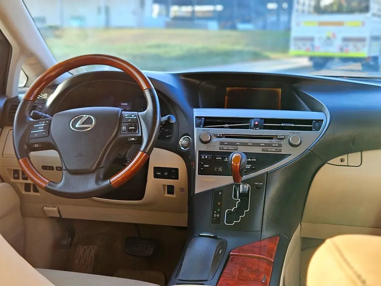 لكزس RX 350 RX GCC Premium Full Option Top With Panoramic Roof Immaculate Condition Inside Out