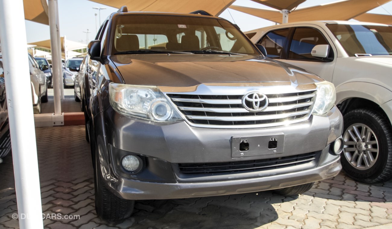 Toyota Fortuner 4.0 V6 SR5