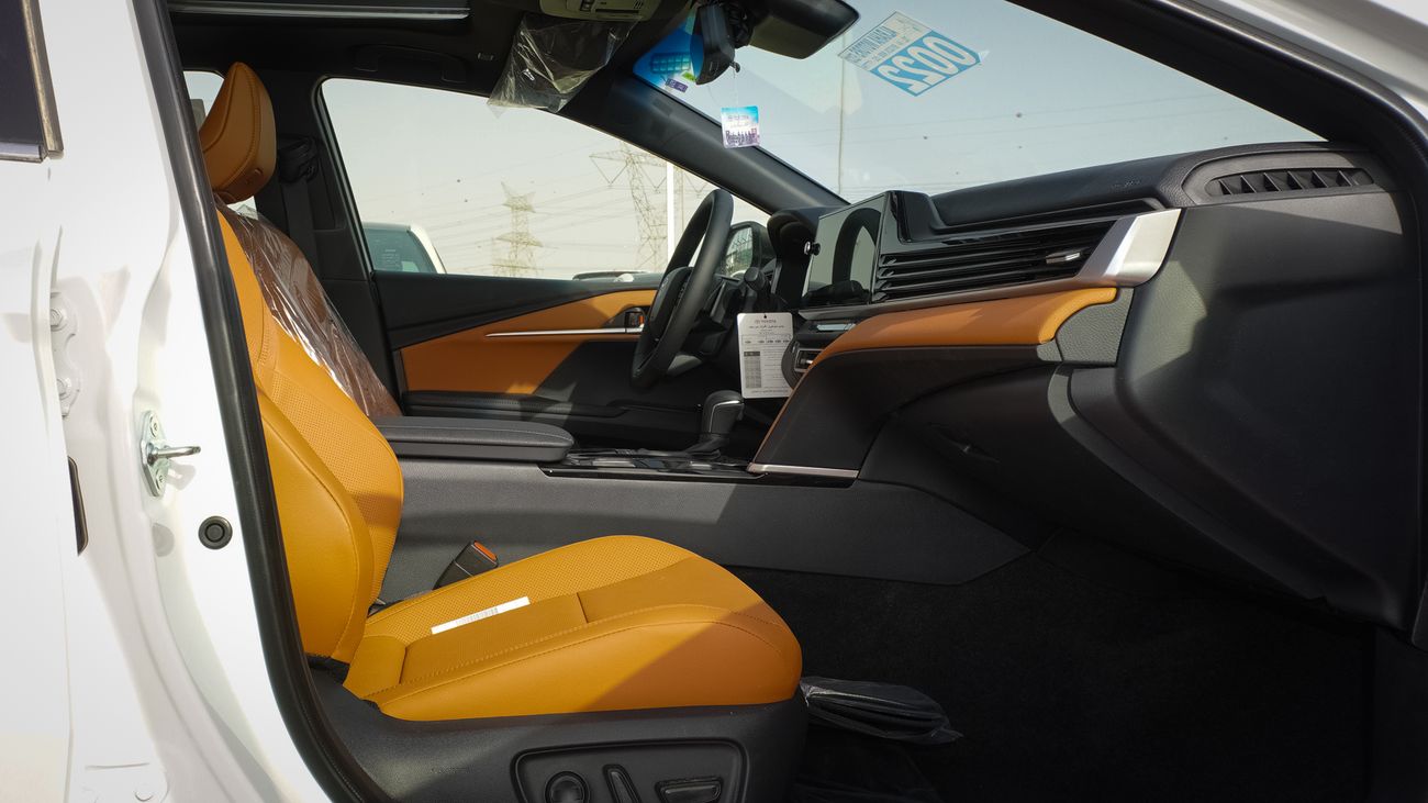 Toyota Camry Lumiere  2.5L HEV