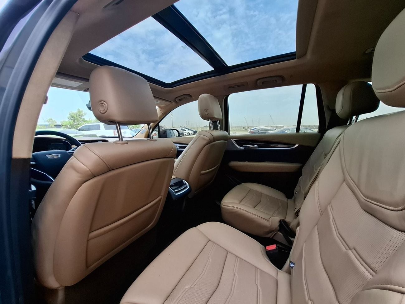 Cadillac XT6 Premium Luxury 3.6L Cadillac xt6 2023 full option