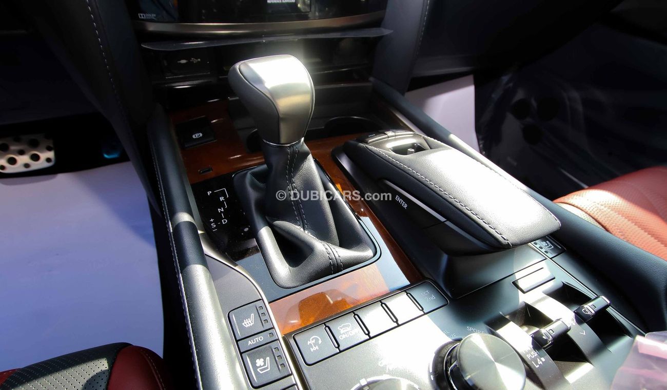 لكزس LX 570 S Black edition